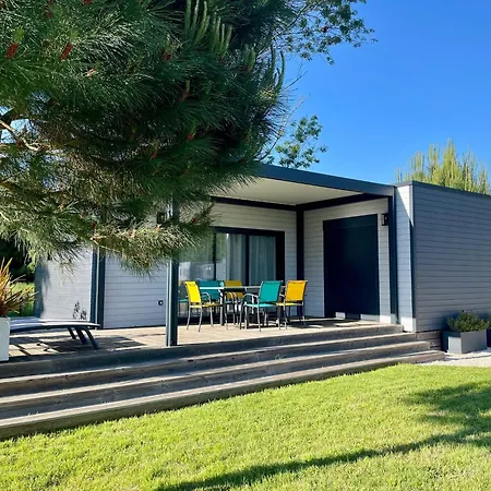 In A Calm And Relaxing Setting With Heated Swimming Pool And Jacuzzi Gasthof 3*