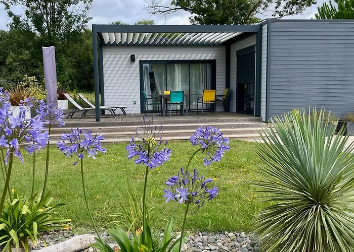 Guest house In A Calm And Relaxing Setting With Heated Swimming Pool And Jacuzzi 3*