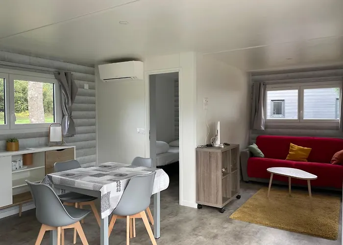 In A Calm And Relaxing Setting With Heated Swimming Pool And Jacuzzi 3*