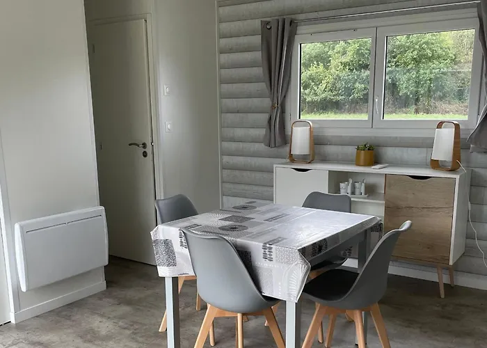 In A Calm And Relaxing Setting With Heated Swimming Pool And Jacuzzi Guest house Les Mathes