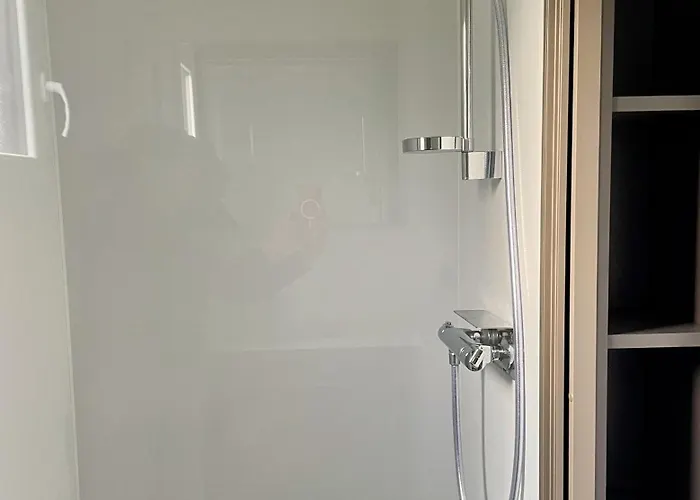 In A Calm And Relaxing Setting With Heated Swimming Pool And Jacuzzi Guest house 3*